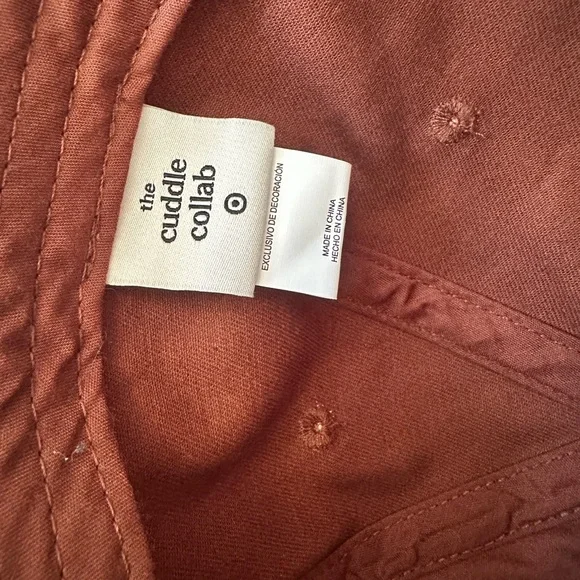 So Fetch! Brown Cap with Embroidered Text - Picture 3 of 6